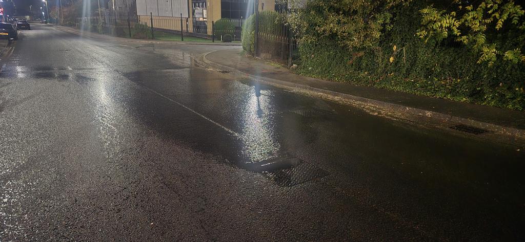 JakeW1310's tweet photo. @stwater I think there's an issue with a manhole cover here? It's on Lewisher Road, Leicester. With the junction of Crest Rise. Waters been running down the road last few hours. https://t.co/MZC6dvkoFN