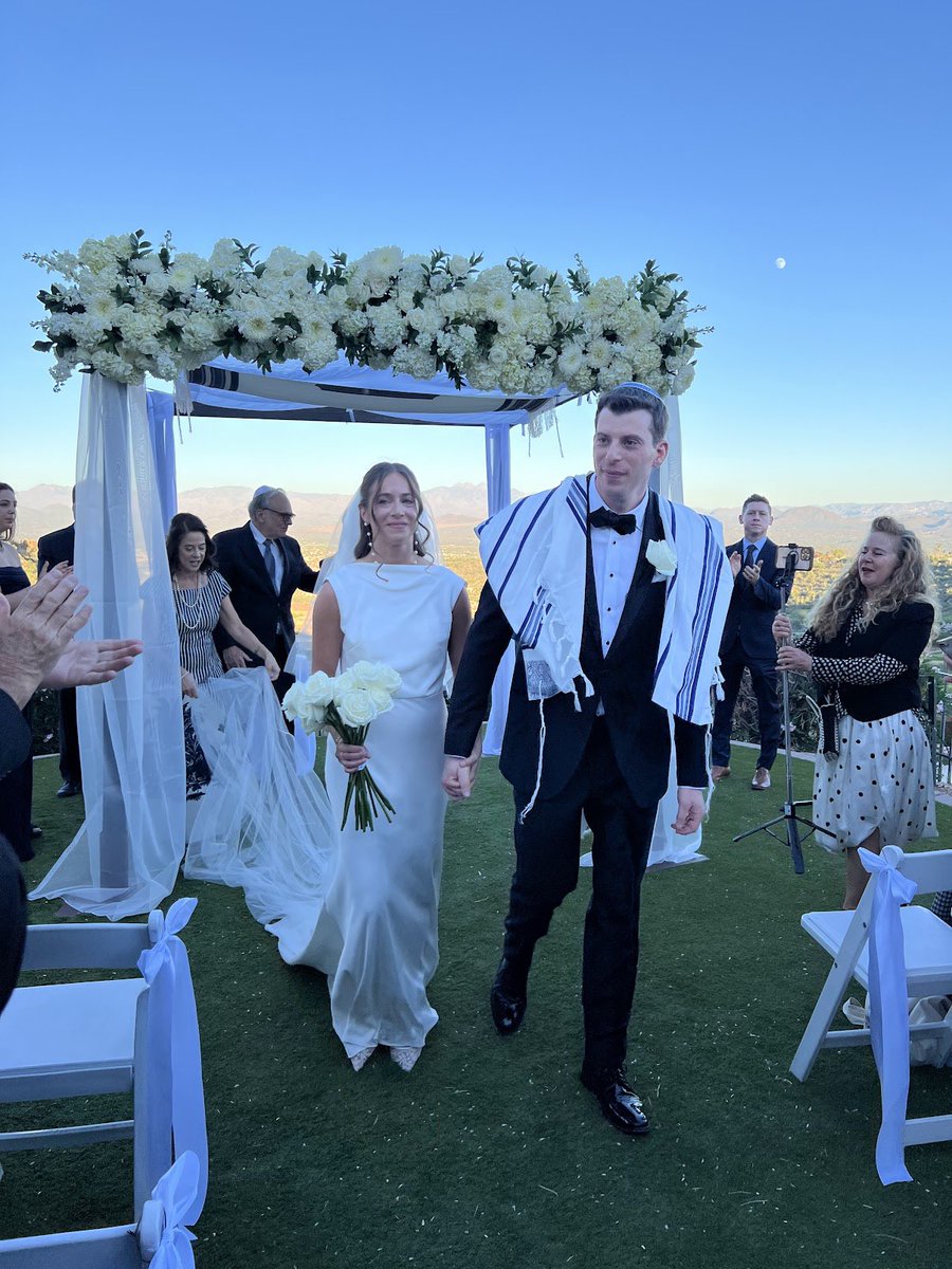 Brian Eskow tweet media