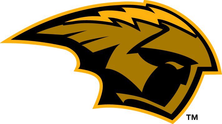 9davidmarcoux's tweet photo. Thank you @PeteyBananas for the game day invite! Great game and massive win for Oshkosh! @UWOFootball @coreymcd12 https://t.co/eWrQA6N9OY