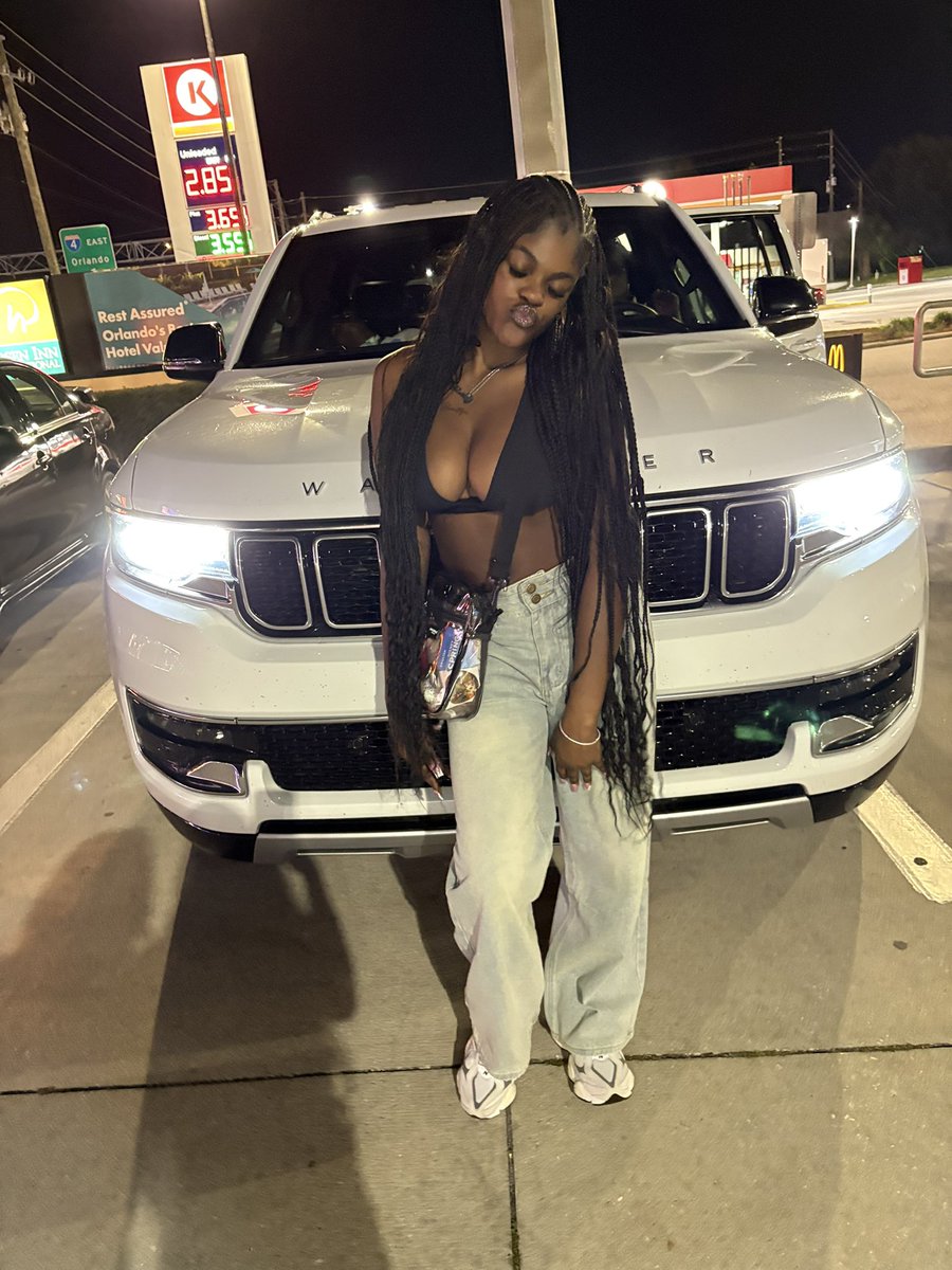 braazyydoll's tweet photo. Happy Birthday 2 Me! https://t.co/iIfHCoqZIU