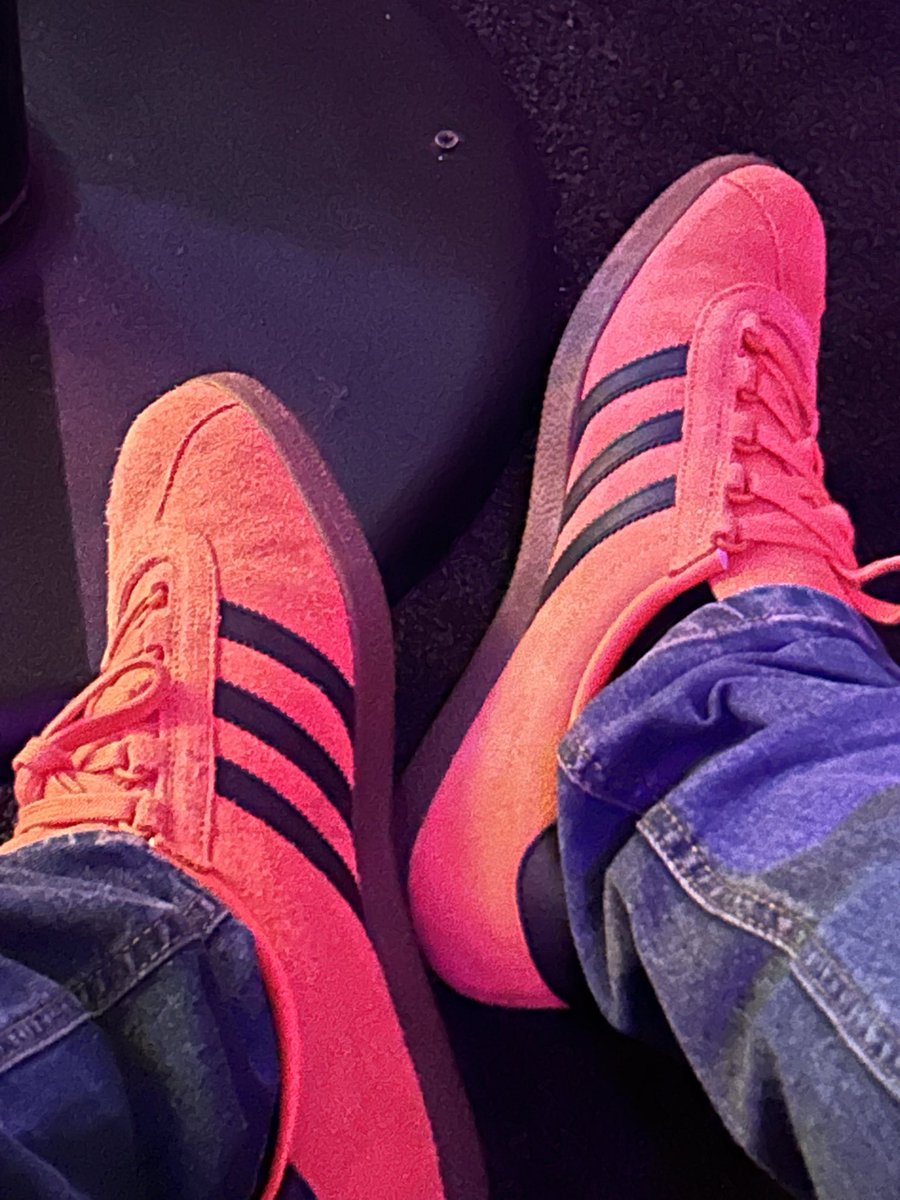 Late night trabs /// 

adidas Trimm star pumpkin 🔥🔥🔥🔥