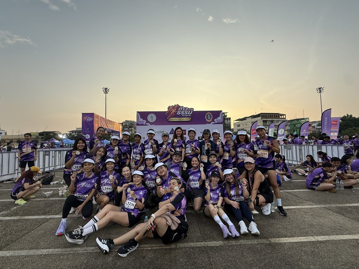 AMStudioTH's tweet image. รูปหมู่ค่า ขออนุญาตลงรัวๆ ทุกรูปเลยน้า 🥰

#เป๊กผลิตโชค #PeckPalitchoke