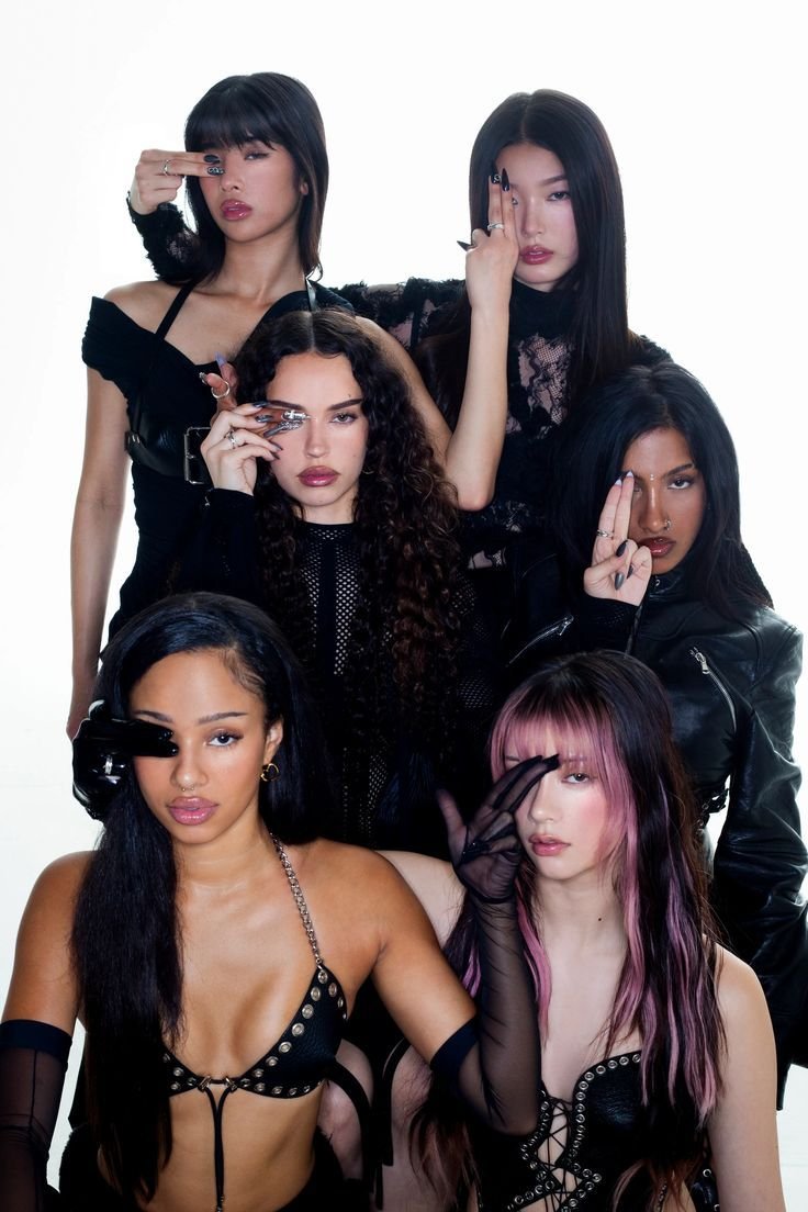 katzcrave's tweet photo. A GRAMMY NOMINATED GIRL GROUP. https://t.co/NWfkIP9flD