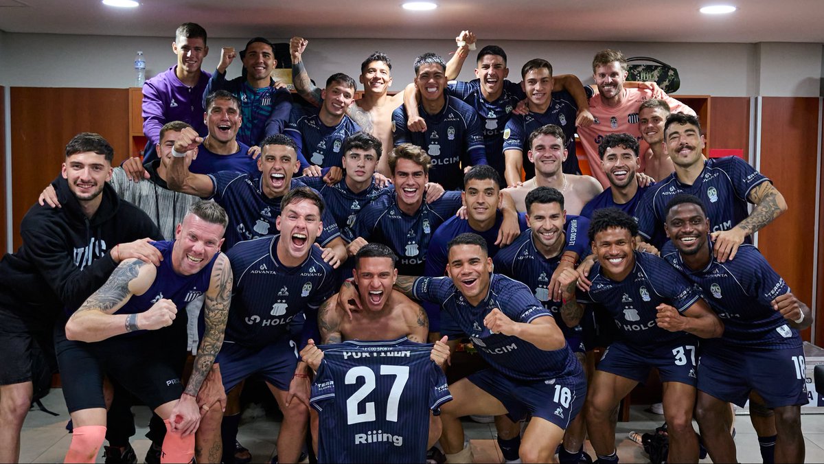J U N T O S 💪💙
