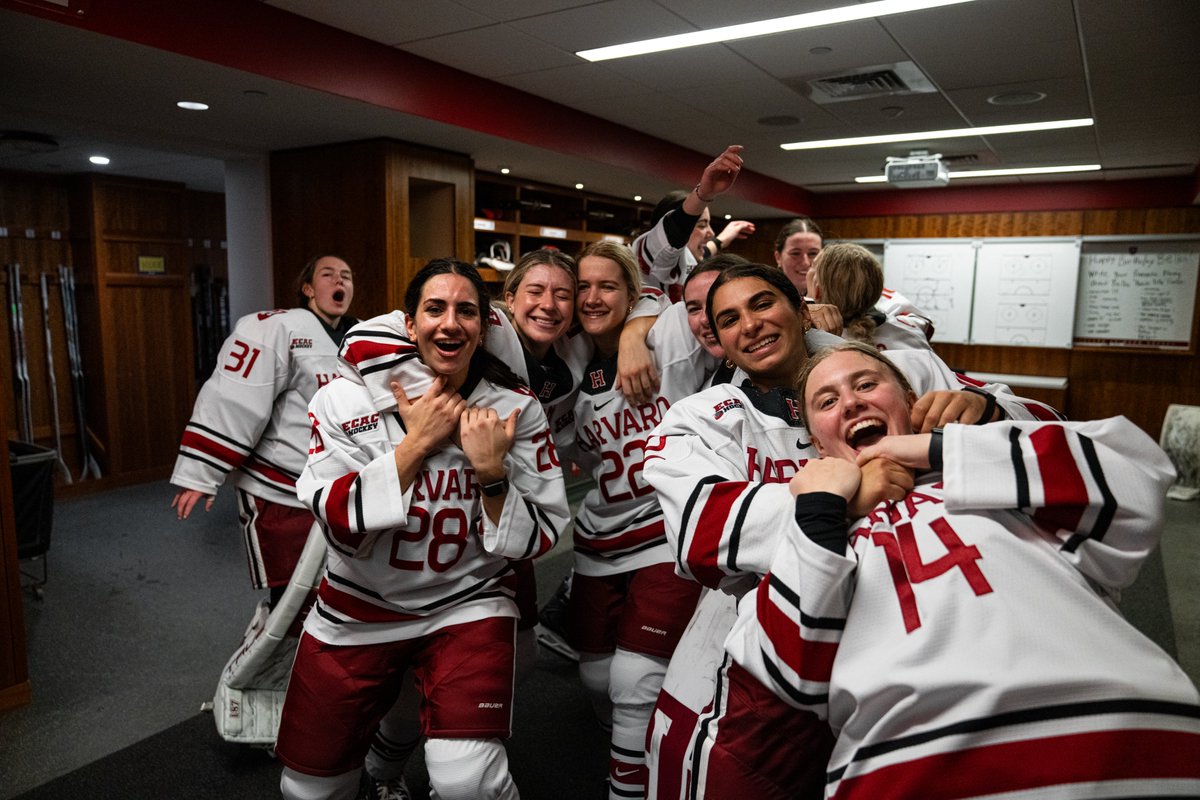 Harvard Women's Hockey tweet media