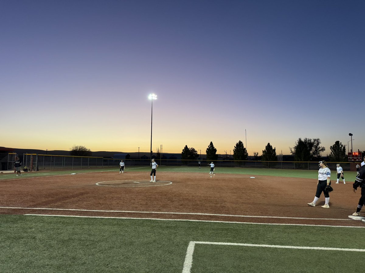 She's ok everyone she has a black eye but she back here at the fields with us. 🥎 #outkastsoftball