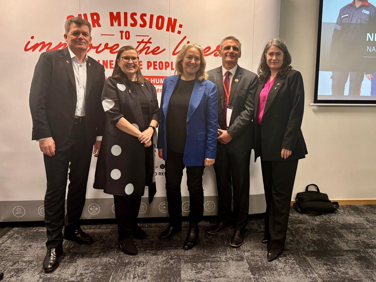 Such a delight to present to the New Zealand Red Cross AGM and spend time with old friends and new. The fundamental principles that bind our Movement across the globe continue to be critical for operational action and respect for IHL ❤️