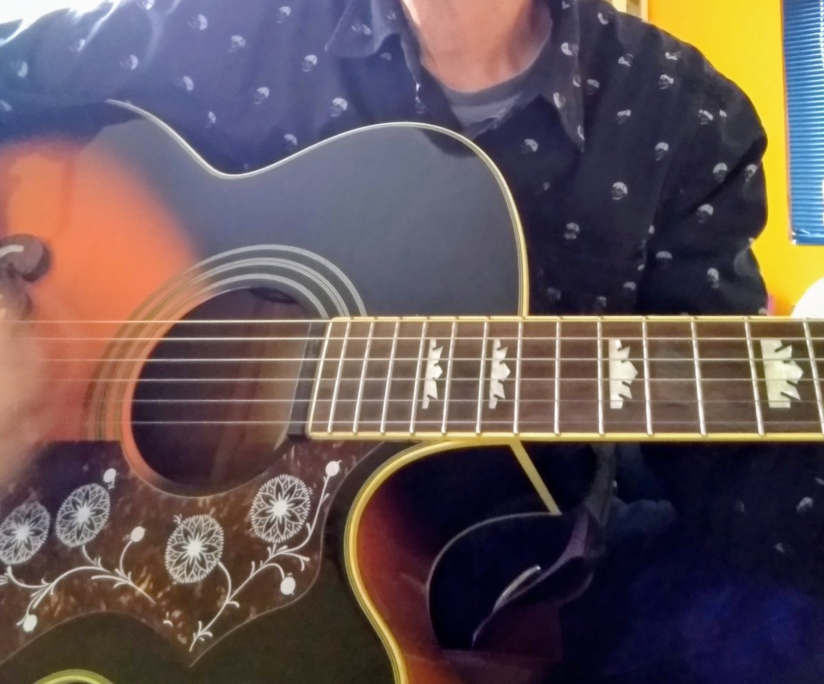 CHABOの「ギブソン」に対抗して「エピフォン」という唄を作ろう。
youtu.be/OlmCw6ksImA?si…