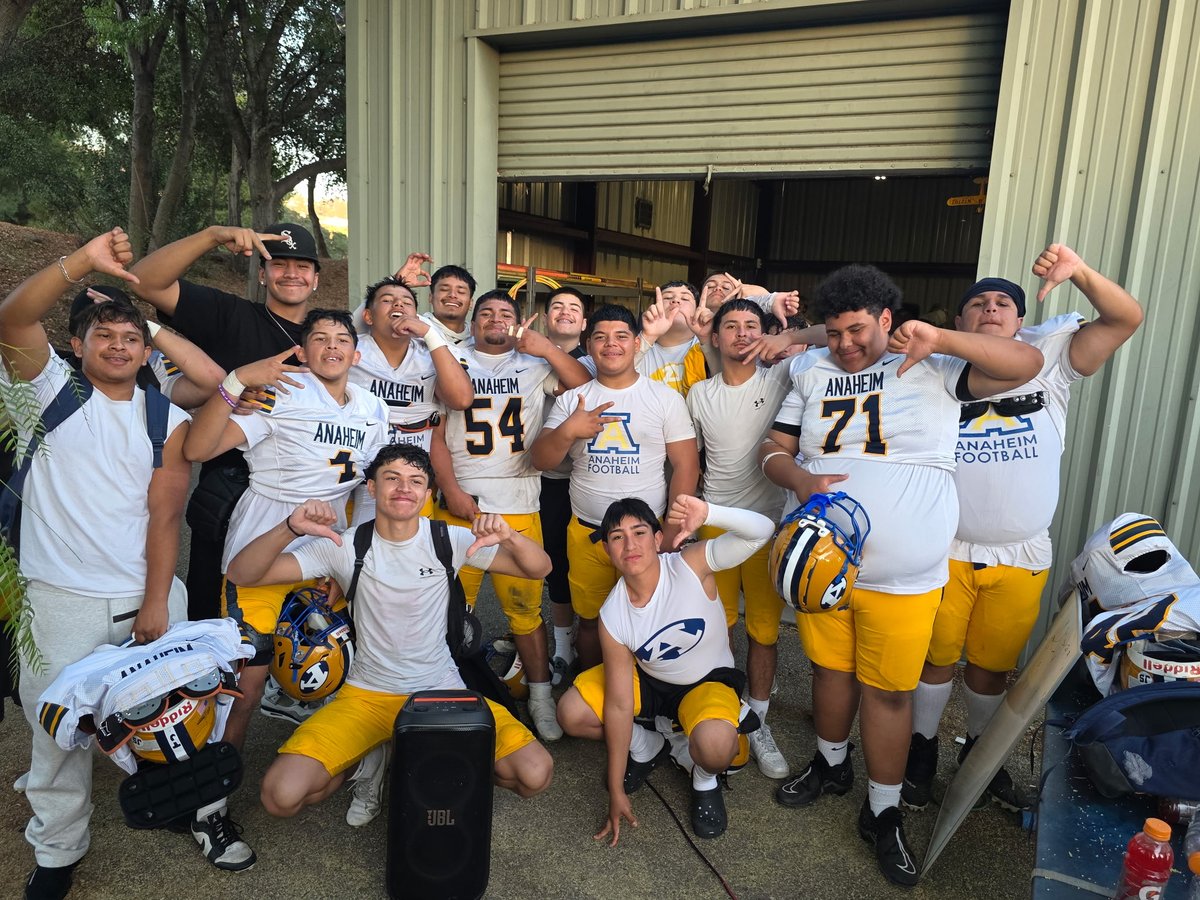 Anaheim Colonists Football Booster Club tweet media