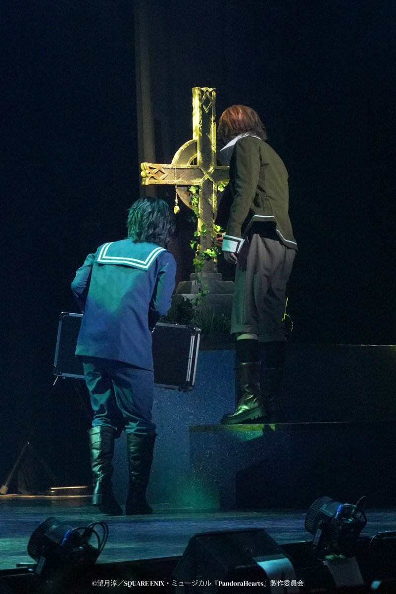 #パンミュ 本日は休演日です

➡️明日11/11(火)12:00/17:30
├ 12:00┇来場者プレゼント🎁
└ 17:30┇アフタートーク🎤
（礒部･山本･佐々木･髙橋･鮎川）

当日券の販売もございます🎟️
劇場にてお待ちしております！

#パンミュ #パンドラハーツ