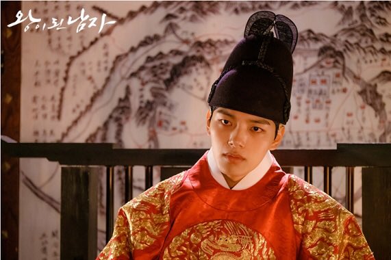 王になった男 - Search / X