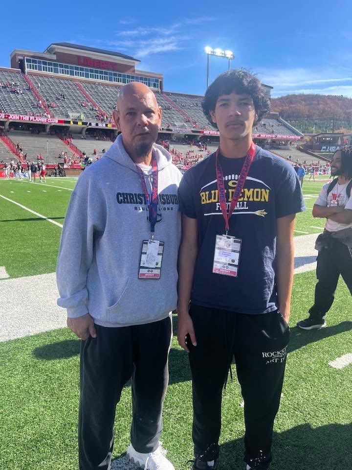 Had a great time today at Liberty University on a game day visit. Thank you to the great coaches and staff for the experience. #goflames <a href="/LibertyFootball/">Liberty Football</a>  <a href="/willykorn/">Willy Korn</a> <a href="/coachmjdixon/">Malcolm Dixon</a> <a href="/CoachChadwell/">Jamey Chadwell</a> <a href="/Coach_D13/">Devon Doyle</a> <a href="/_coachJM/">Jared Moore🫆</a> <a href="/demons1football/">Blue Demon Football</a> <a href="/coachmattherron/">Coach Matt Herron</a> <a href="/WillVapreps/">Will Vapreps Garlick</a> <a href="/sportsplug757/">Sportsplug757</a>