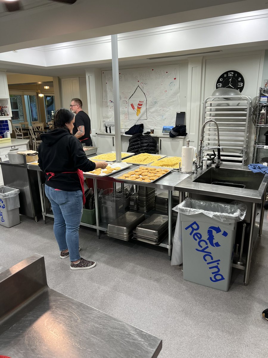 Amanda M tweet media