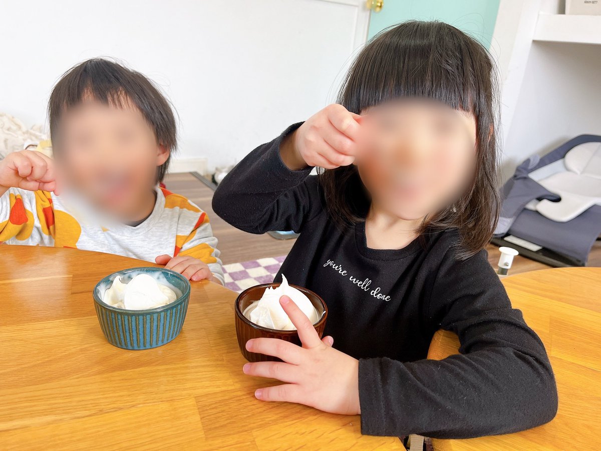 ai__no__kotoba's tweet image. 昨日はsumika繋がりのママさんと娘さんと会ってきた☺️🙌🏻
sumika会以外で会うのは初めてだったけど、子供たちもｷｬｯｷｬって仲良く遊んでて微笑ましかったし、私も子育てのこととか趣味のこと以外もたくさんお話できて楽しかったな🥹
刺繍も喜んでもらえて嬉しかった🥰
リフレッシュできた良い1日🍀