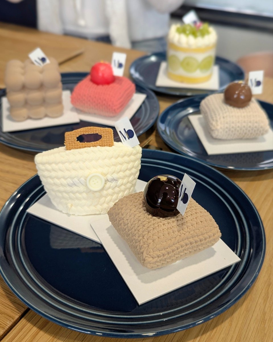 osaka_gourmet_'s tweet photo. 大阪・淀屋橋にあるパティスリー。ケーキとは思えない芸術的なビジュアルで思わずうっとり😍イートインできるのも嬉しい。 https://t.co/NtUOE4SZ0t