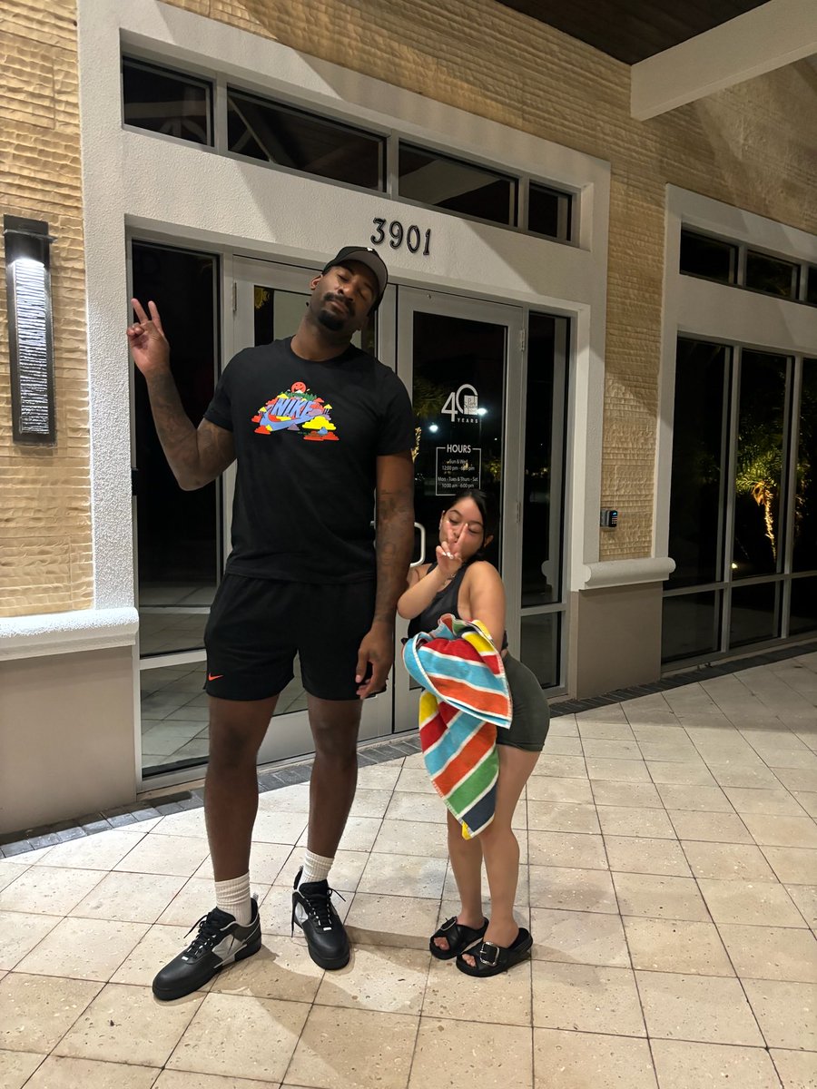 pinkangelmatte's tweet image. i met Jennette McCurdy’s ex