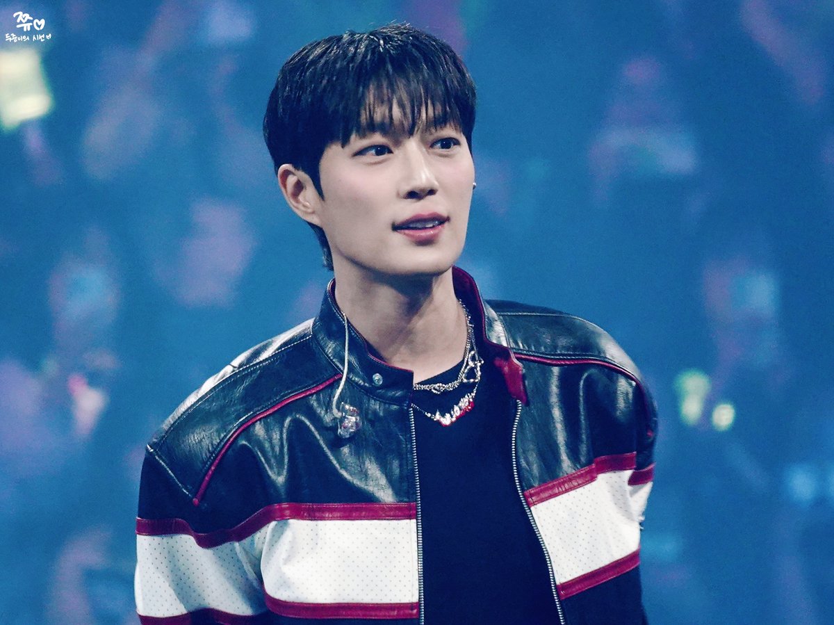 jjyu_djdj's tweet image. 251108 인천 스카이 페스티벌

용안이 무슨일인데🫠✨️💙

#윤두준 #두준 #YOONDUJUN
#하이라이트 #HIGHLIGHT
#비스트 #BEAST