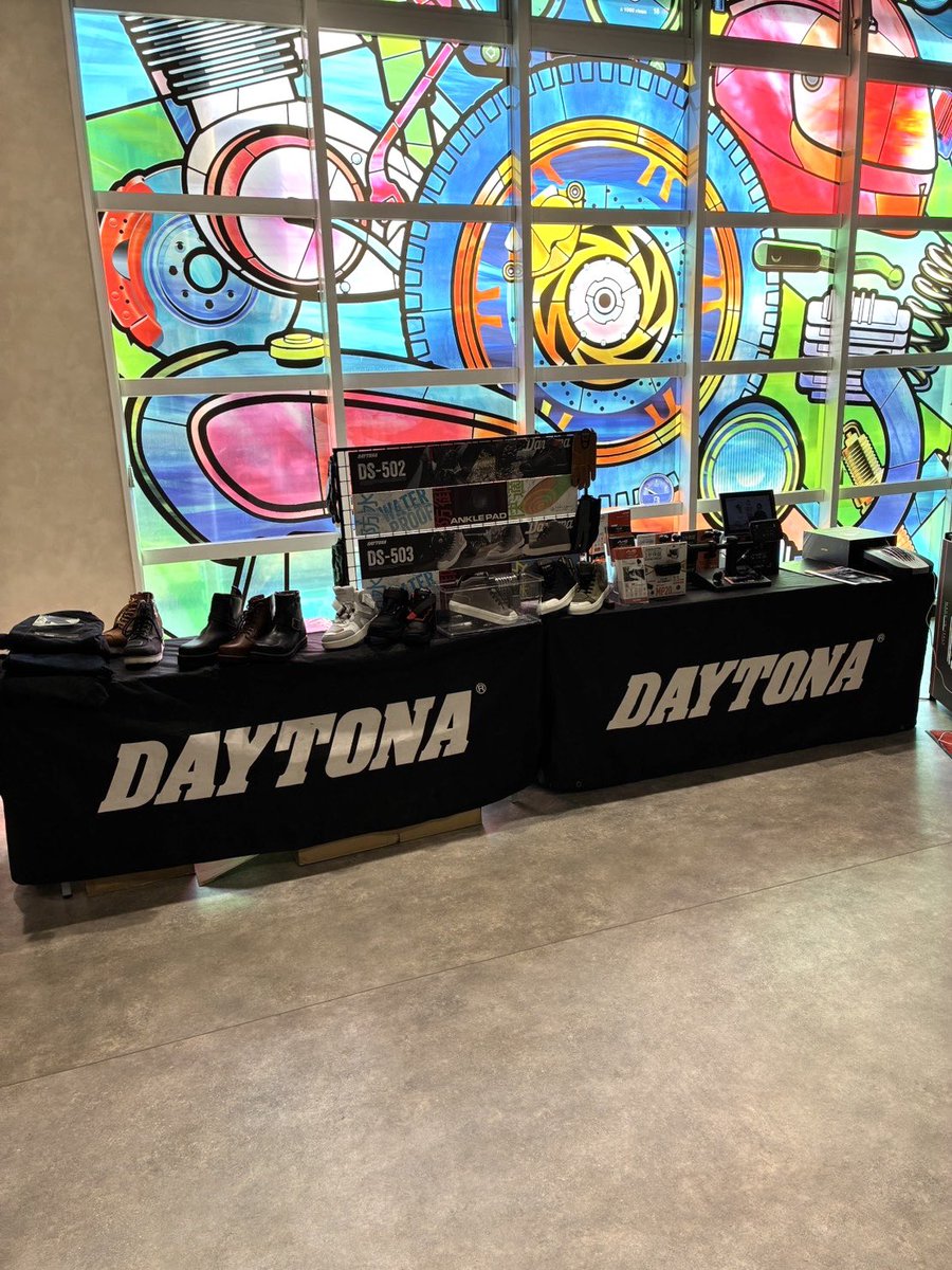 デイトナ公式_バイクパーツの企画・開発・販売 on X