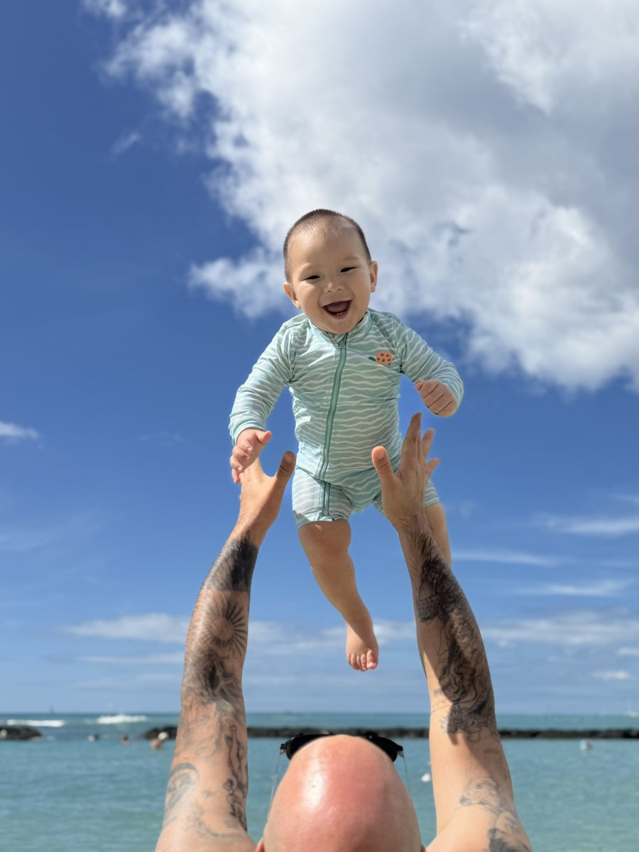 thatpaaat's tweet photo. celebrating a year of life &amp; a year of parenting 🥳 https://t.co/RisUOWv7vo