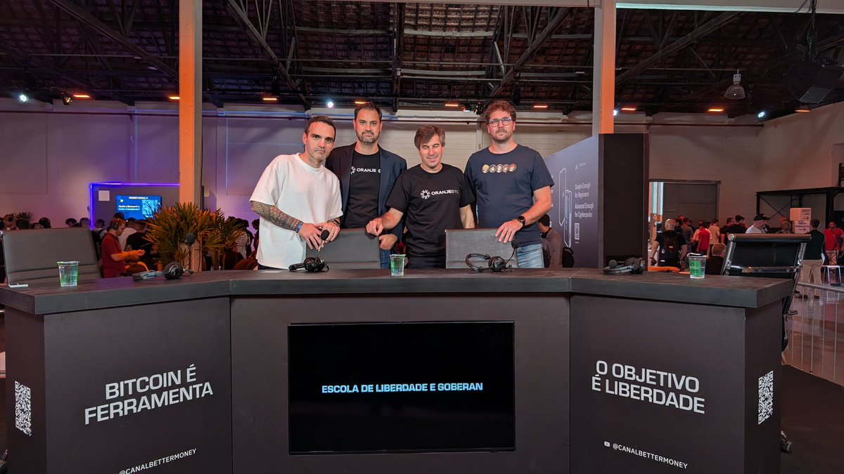 Quero agradecer demais à organização da <a href="/satsconf_/">Satsconf</a> pelo evento maravilhoso e por terem viabilizado esse ano a Bancada BetterMoney, algo que já era vontade minha há pelo menos 2 anos.

<a href="/lucasdcf/">Lucas Ferreira 🇧🇷⚡️</a>, fucking legend!

Saio de mais uma edição da Satsconf cansado mas feliz, e desta vez