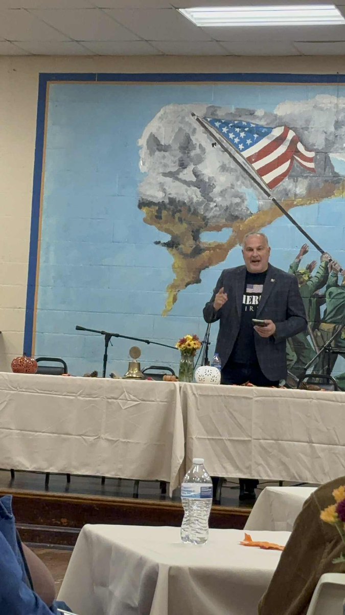 BrianHeltonWV's tweet photo. Amazing night with American Legion Post  in Mullens tonight to honor our Veterans. Amazing group of patriots who sacrificed so much for our nation. Mullens City Hall 

Thank you Tony Mullins for inviting me https://t.co/A3woE5iwap
