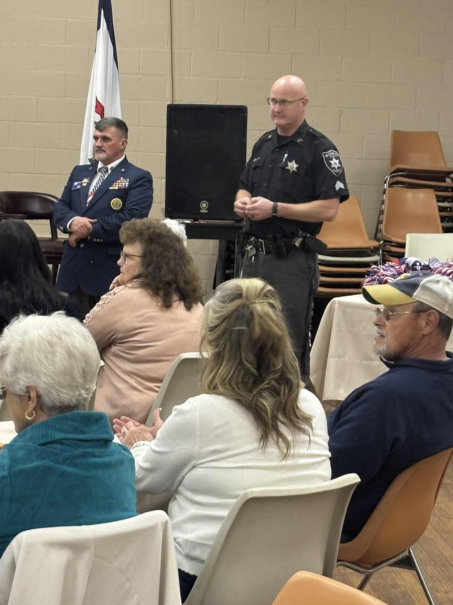 BrianHeltonWV's tweet photo. Amazing night with American Legion Post  in Mullens tonight to honor our Veterans. Amazing group of patriots who sacrificed so much for our nation. Mullens City Hall 

Thank you Tony Mullins for inviting me https://t.co/A3woE5iwap
