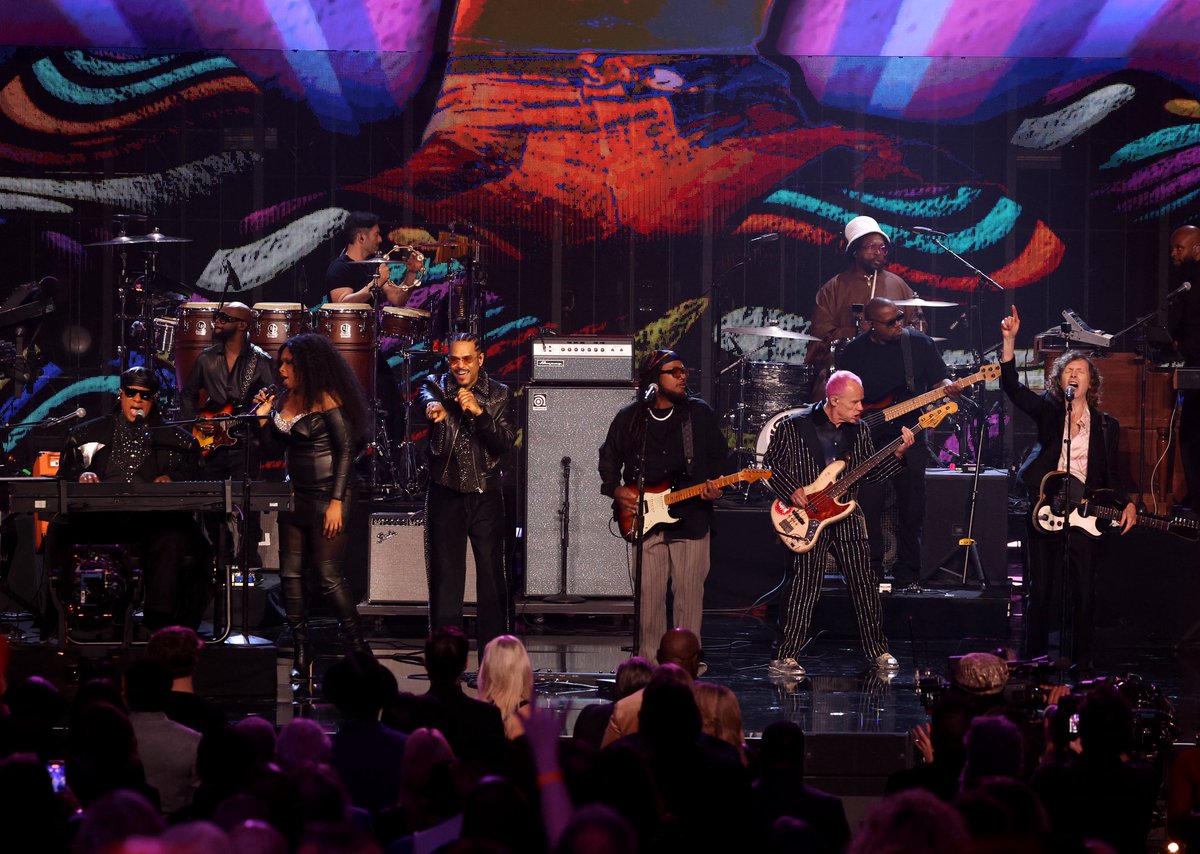 Stevie Wonder, Jennifer Hudson, Maxwell, Leon Thomas, Flea, Questlove, &amp; Beck open the Rock &amp; Roll Hall of Fame Induction 🔥