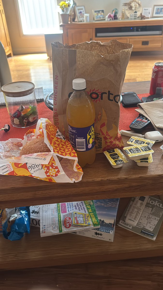 mugpunter1991's tweet photo. What do u think @beermitchell of my lunch https://t.co/dUnGud36Pd