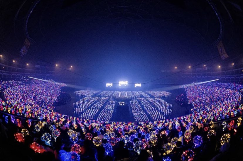 3Repe9maruu7's tweet photo. みんなお久しぶり🌸🌸！！

家庭の都合で今年の
年末ライブ行けなくなったので
チケット1枚お譲りしたいと
思って���す🥲🥲

急募！！
DMで待ってます☺️！！急いで〜！
拡散希望！！！

#急募 #レペゼン地球 
 #repezenfox
 #DJ社長 #DJふぉい #DJまる #DJ銀太
 #MG脇 #ちばにゃん
 #拡散RPお願いします https://t.co/tVVVkPTLgk