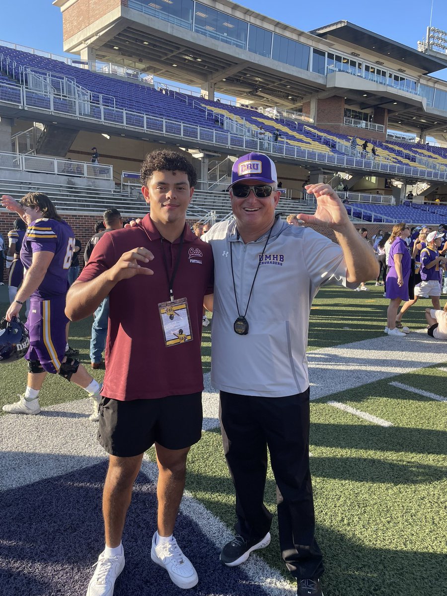 alecpzz's tweet photo. Thank you @CruFootball @KeithStiffle for the hospitality. Had a great time, enjoyed the environment. It was a great win for the Cru. https://t.co/IzhQFQrAGf