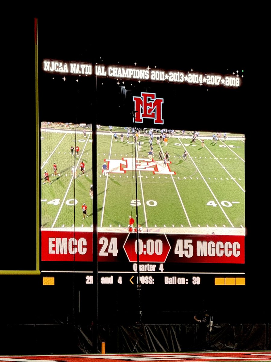 Coach Rich Dorceus tweet media