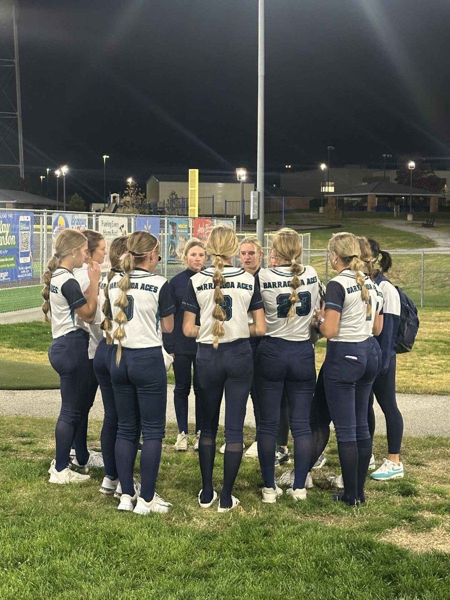 BA16uOlson's tweet photo. Who needs a Branson show when you’ve got these girls on stage?

Pool play wrapped 3-0, outscoring opponents 22-4. Curtain’s up for bracket play tomorrow @TopGunEvents Branson CPS! https://t.co/5ruYKtNxUA