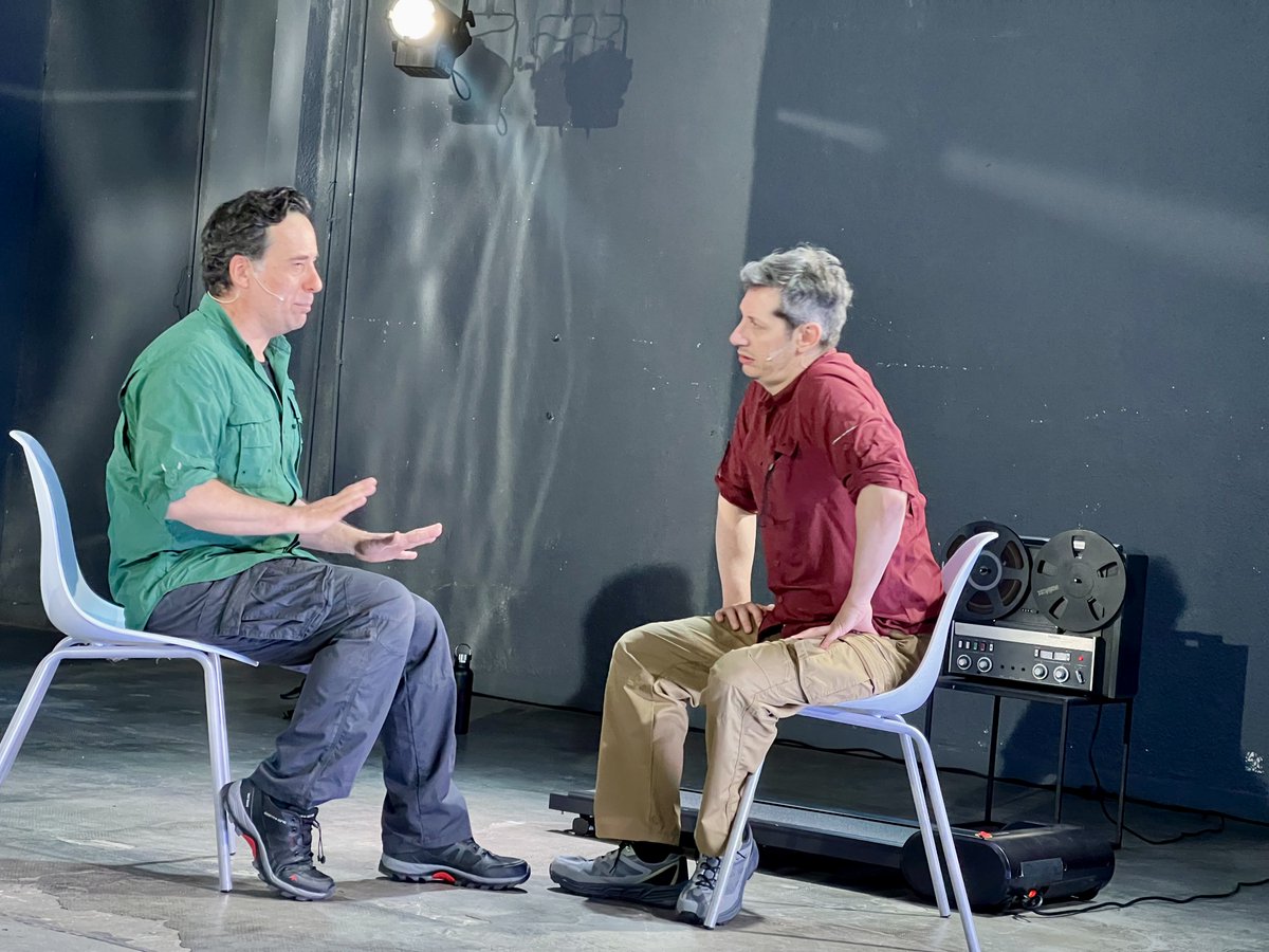 Excelente Una sombra voraz. El derecho a buscar al padre, la realidad, la ficción el destino. Hamlet de las nieves
#EscenaEnZapatillas