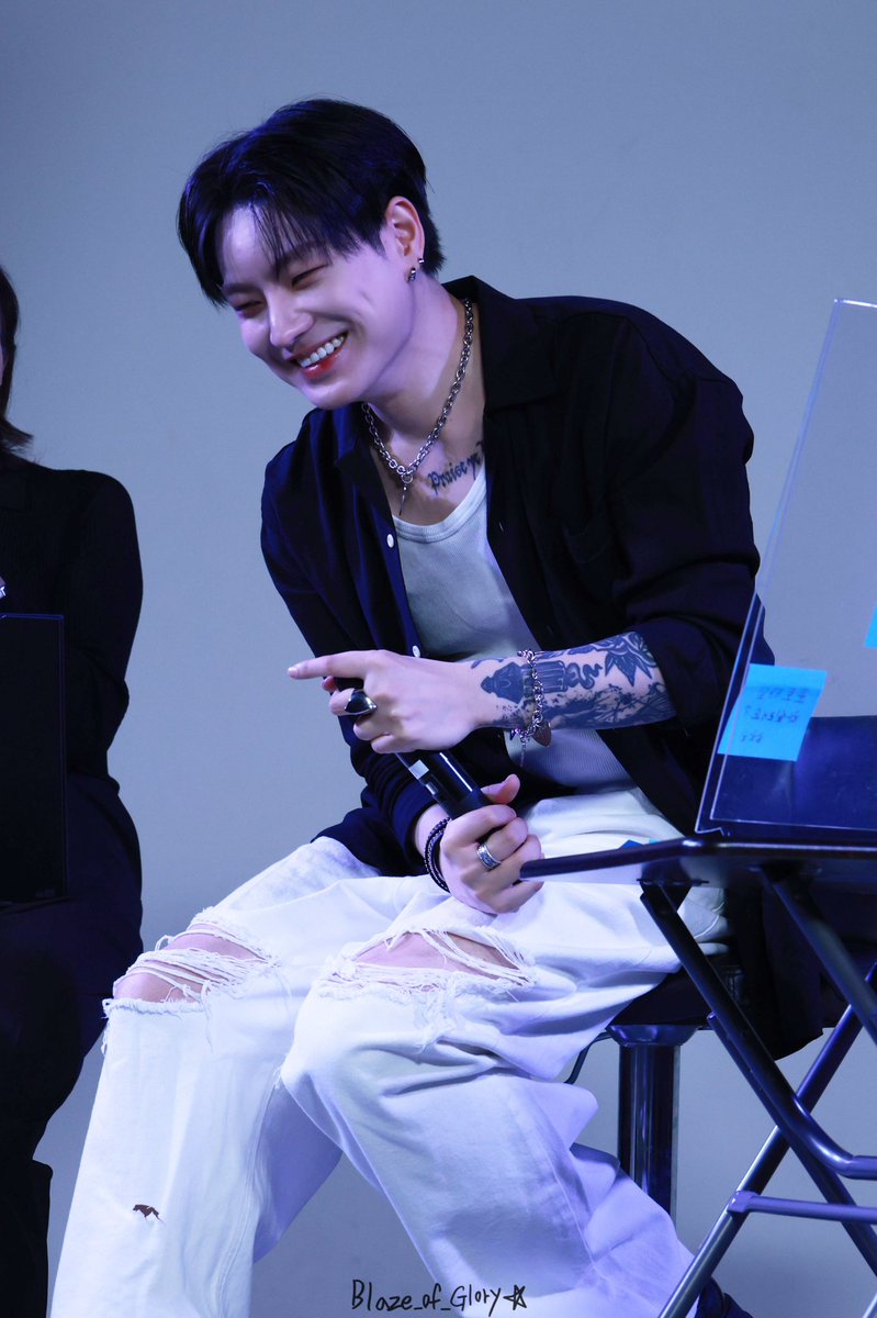 251025 HANSE JAPAN LIVE 2025 AUTUMN

보조개 뿅

#한세 #도한세 #HANSE #DOHANSE #ハンセ #ドハンセ