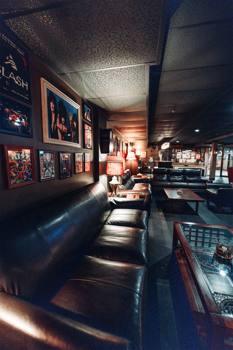 Looking for an event venue that matches your creativity and style? Rivet's event spaces are fully customizable to fit your vision, whether you're planning a birthday party or a wedding with hundreds of guests.

👉 Schedule a FREE tour of our venue: visitrivet.com/event/book-a-p…