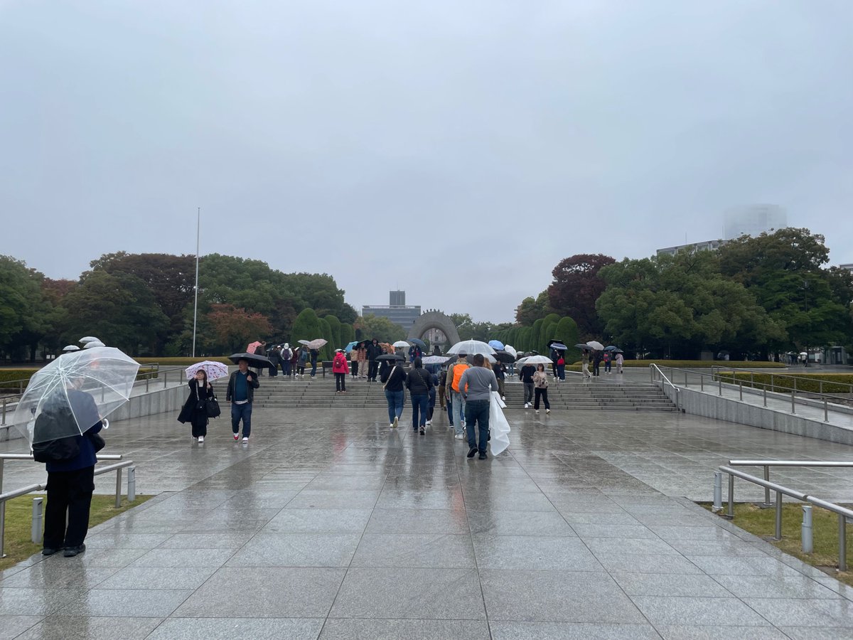 ひろしまたてものがたりフェスタ2025
平和記念資料館のピロティ階段の特別公開は本日（11/9）16時まで。広島TONKANの学生さんにお気軽にお声かけください！
#たてフェス
#広島TONKAN