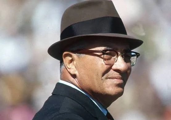 BigBlueDrew33's tweet image. Mark Stoops when he can’t be seen on YouTubeTV.