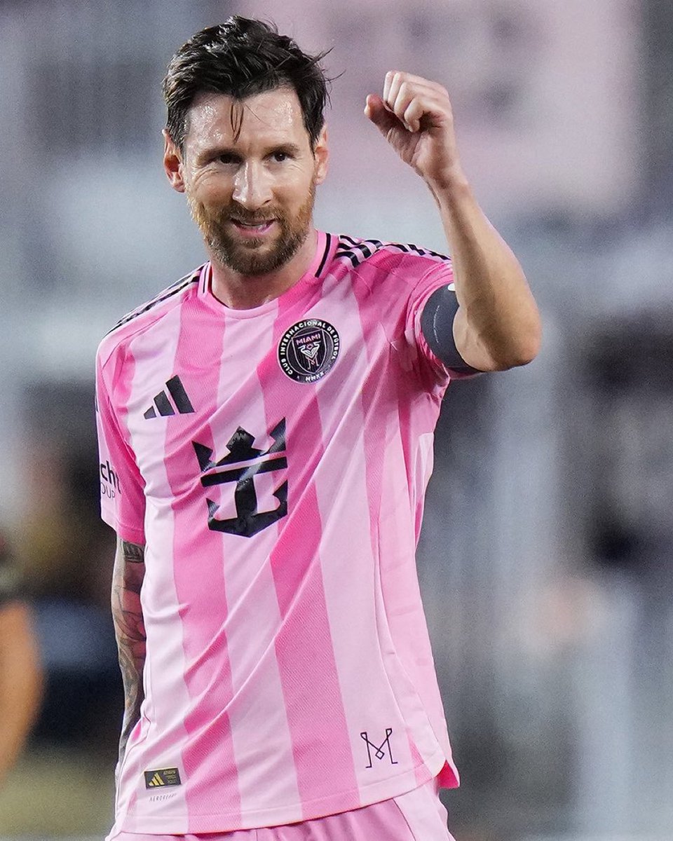 Lionel Messi em 2025:

• 50 partidas
• 64 participações em gols

• 44 gols
• 20 assistências