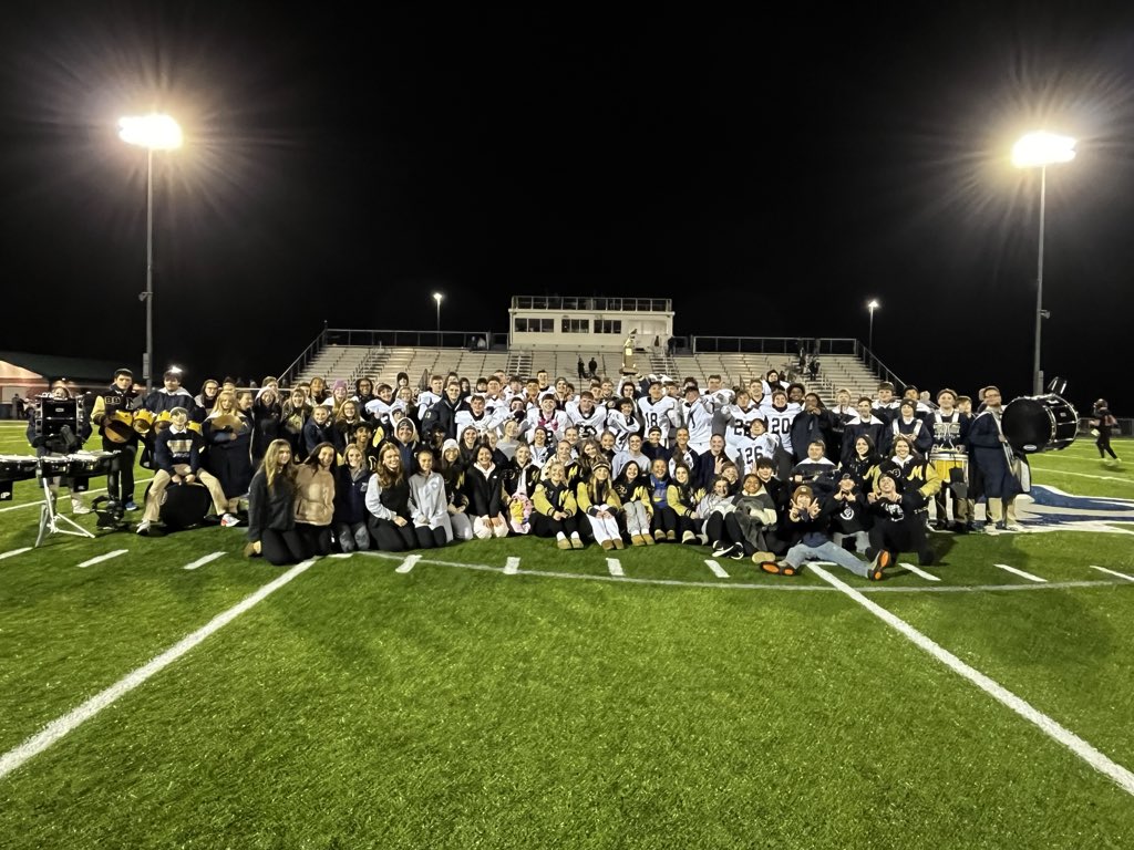 Northern 8 Football Conference tweet media