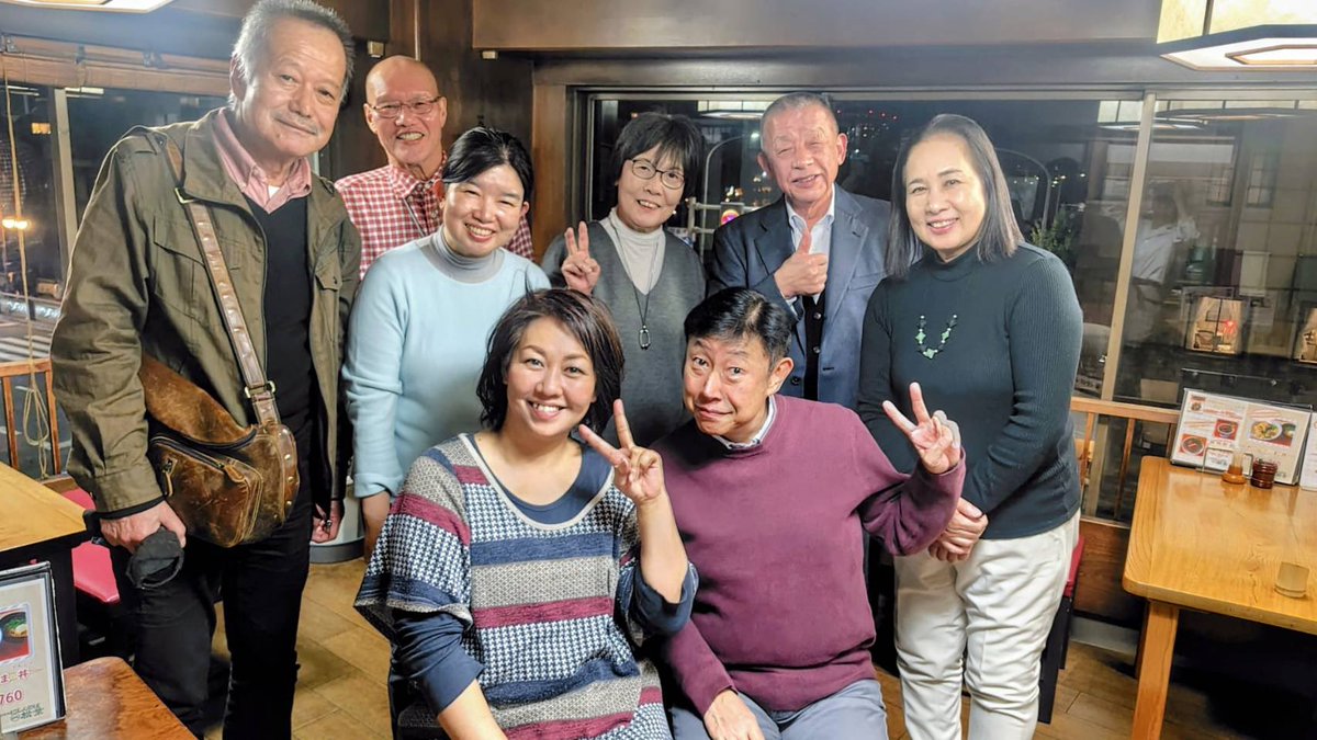 昨日は、
京都南座の隣、
にしんそば松葉さん
での
露の紫さんとの
落語会でした。
会長様、
スタッフの皆様
本当にいつも
応援して
頂きまして、
感謝でございます❣️😊