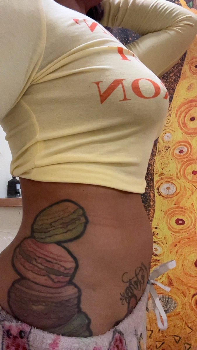 WaitImGoated88's tweet image. Thinking about Macarons 💭😋