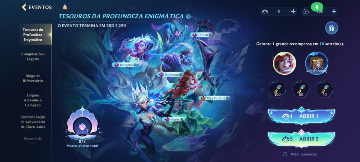 Esse é um dos piores gachas que a Riot colocou nesse jogo.  Não tem loja de resgate, a cada 10 giros você ganha uma recompensa, isso se for realmente garantido.
- 1 emblema = 100wc
- 10 giros = 1kwc

Vocês acham que realmente vale a pena gastar quase de 9k numa skin lendária?