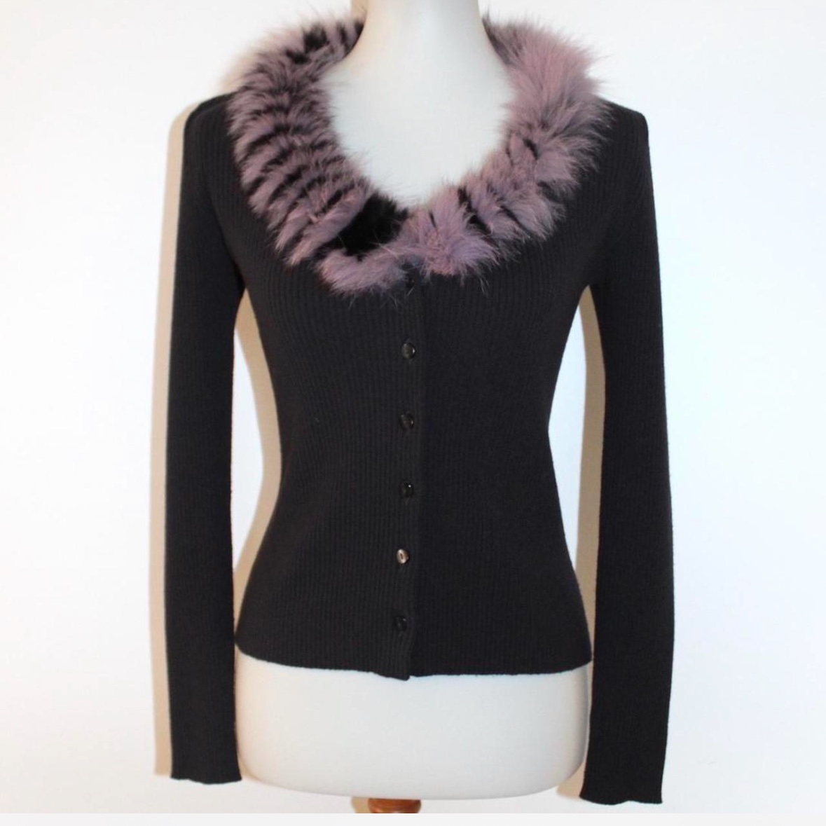 momentofftruth's tweet image. anna sui sweater added 2 cart #chaching #famouslifestyle