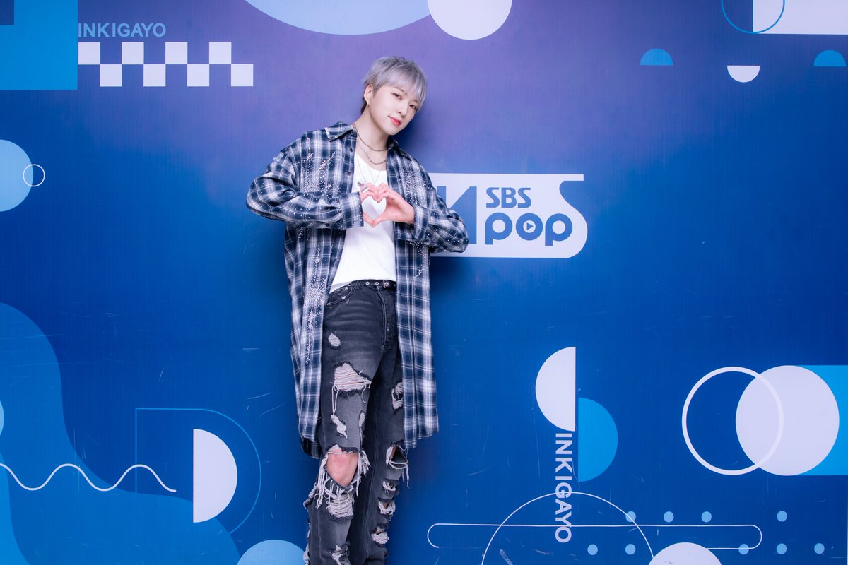 kpop_sbs's tweet image. [👔] 251109 #착장인가

잠시 후 오후 12시 15분!
#인기가요 에서 만나요❤

#강승윤 #KANGSEUNGYOON #ME @official_yoon_ @yg_winnercity