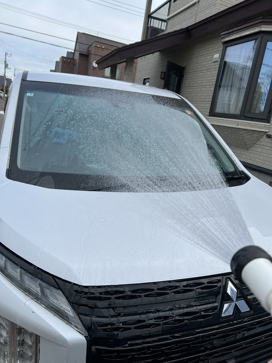 帰宅！軽く洗車して少し寝まぁす✋