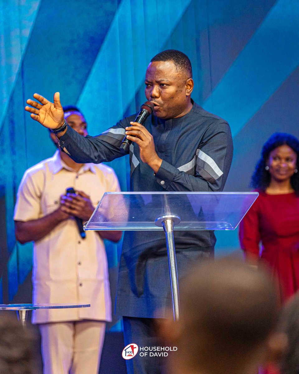 HODChurchNG's tweet image. Sunday is here!
The First Service has begun. There is a package of goodness and mercy for you.

Join us onsite or online and encounter Jesus.

#HouseholdofDavid #FirstService #SundayService