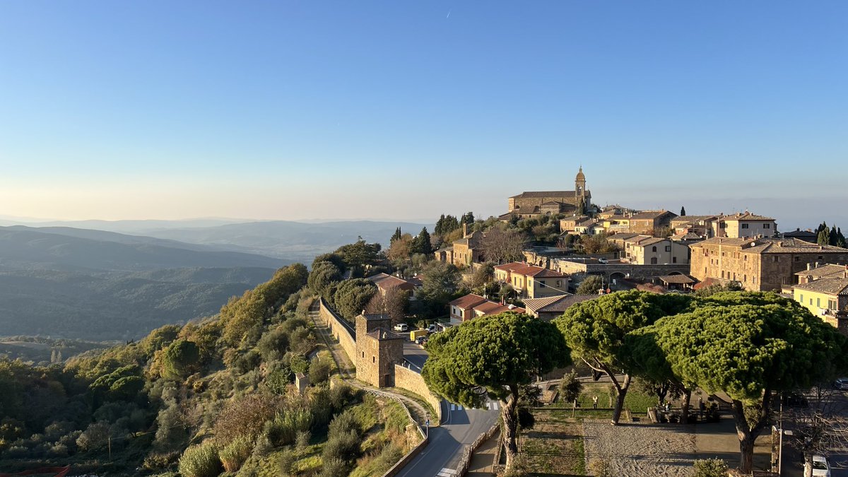 Paola and I are enjoying a little weekend break in Montalcino, Tuscany.