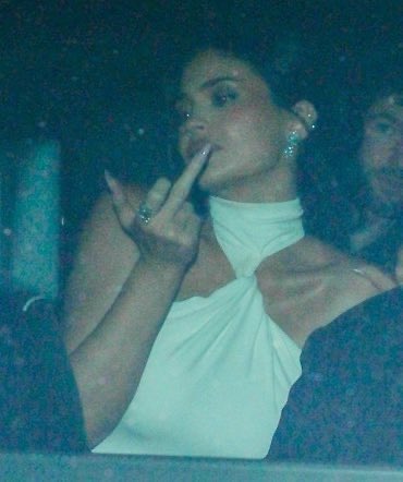 popculture4k's tweet image. Kylie Jenner at Kris Jenner’s 70th birthday.