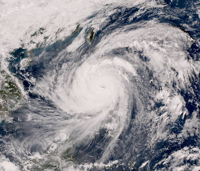 UWAN, SINAKOP NA ANG PILIPINAS

TINGNAN: Hindi na makita ang Pilipinas dahil sa Bagyong #UwanPH base sa true-color satellite image ng Himawari Satellite, kaninang 2:30 PM, ngayong Linggo, Nobyembre 9, 2025. 

COURTESY: JMA-HIMAWARI
