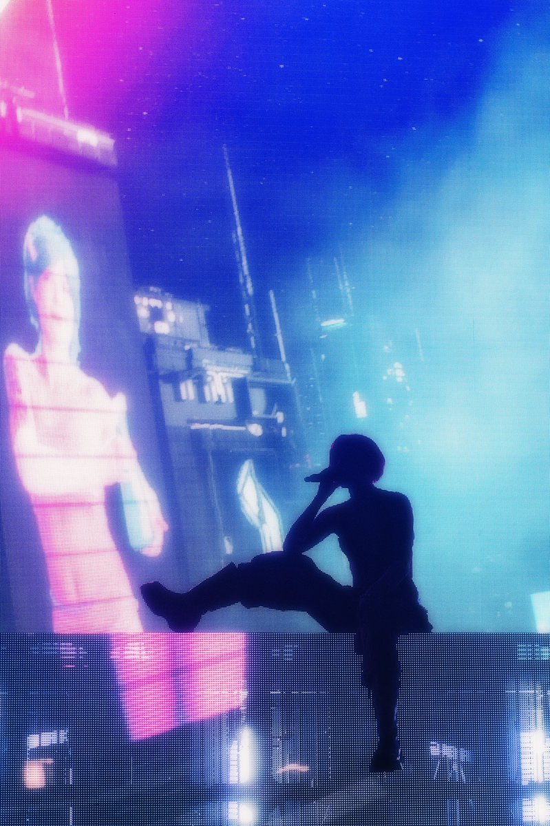 RO0M_93's tweet photo. photos you haven’t seen of @halsey at #backtobadlands Dallas yet bc i took them… 💞🩵🌵🩷🌄 https://t.co/foPoHrfNZc